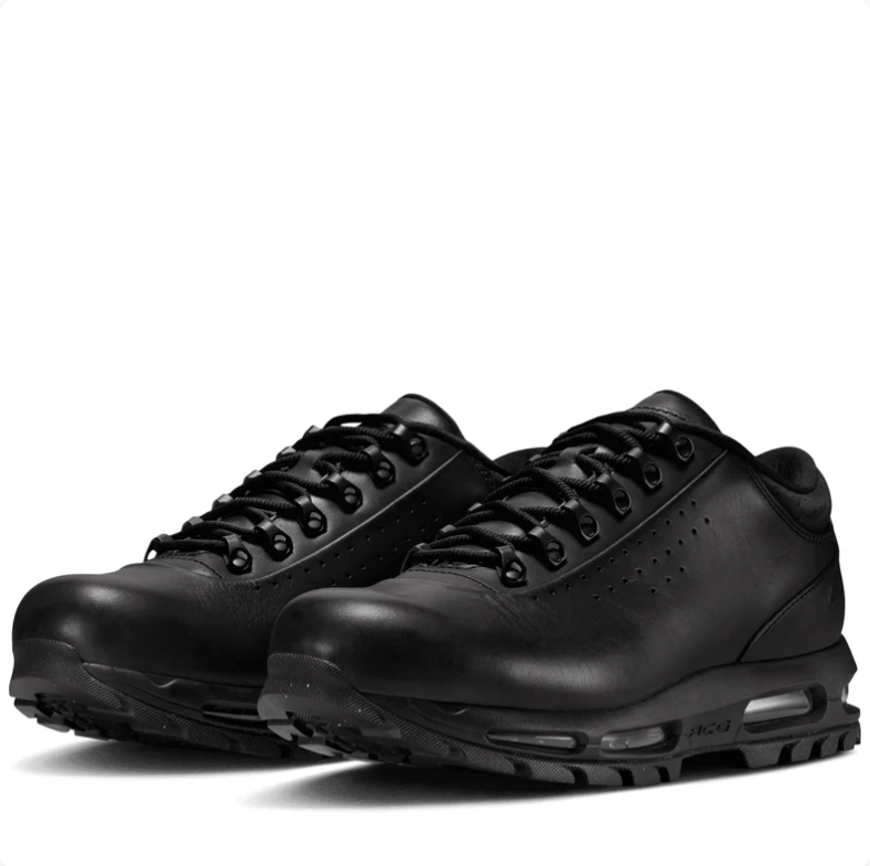 Nike Air Low-Top Sneakers - Triple Black