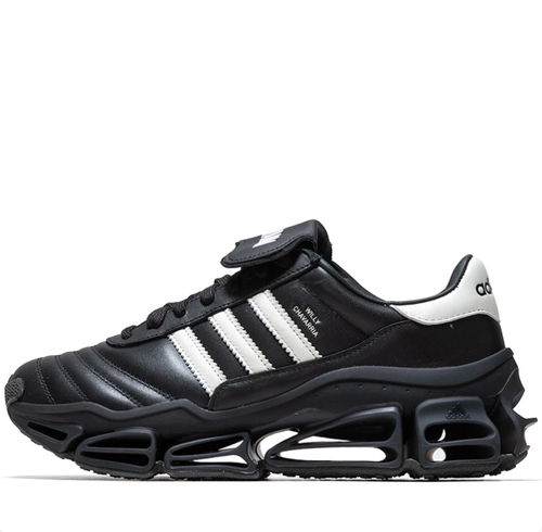 adidas Chavarria Low-Top Sneakers - Black & White