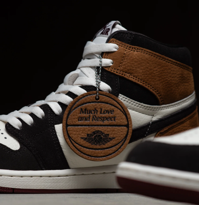 Air Jordan 1 High Sneakers - Brown, Black & White