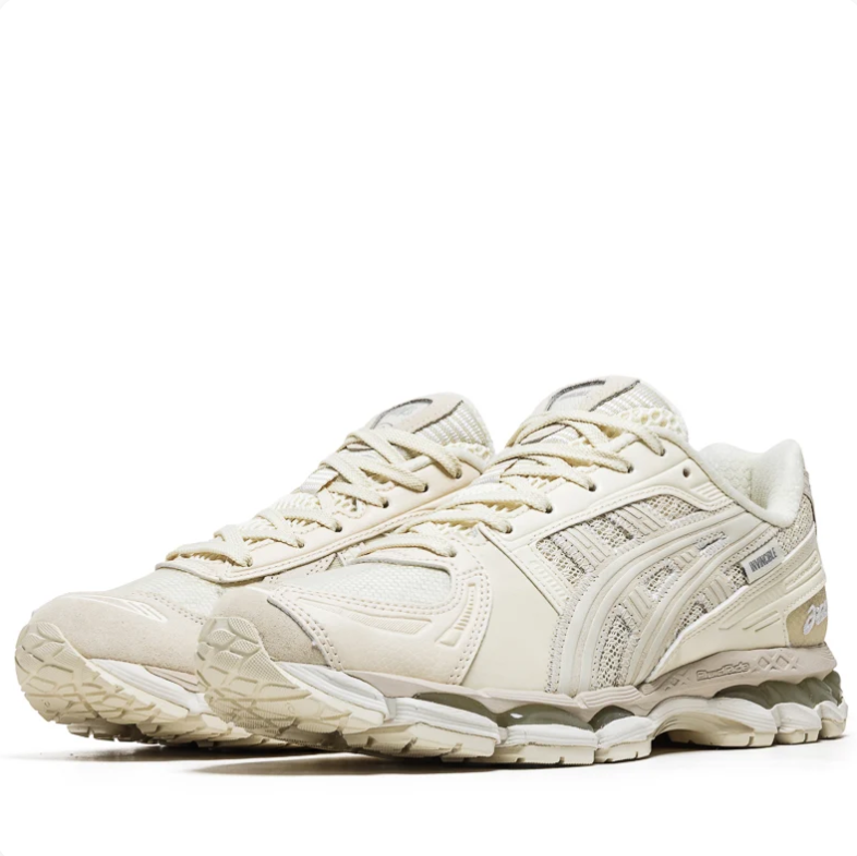 ASICS INVINCIBLE Low-Top Sneakers - Cream & Beige