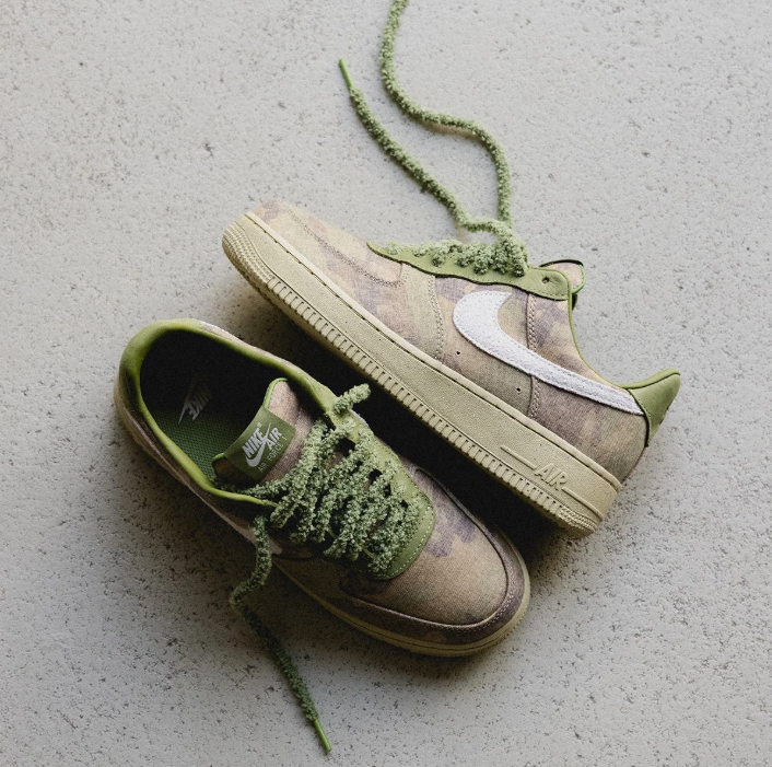 Nike Air Force 1 Low Sneakers - Muted Camo & Olive with Textured Laces